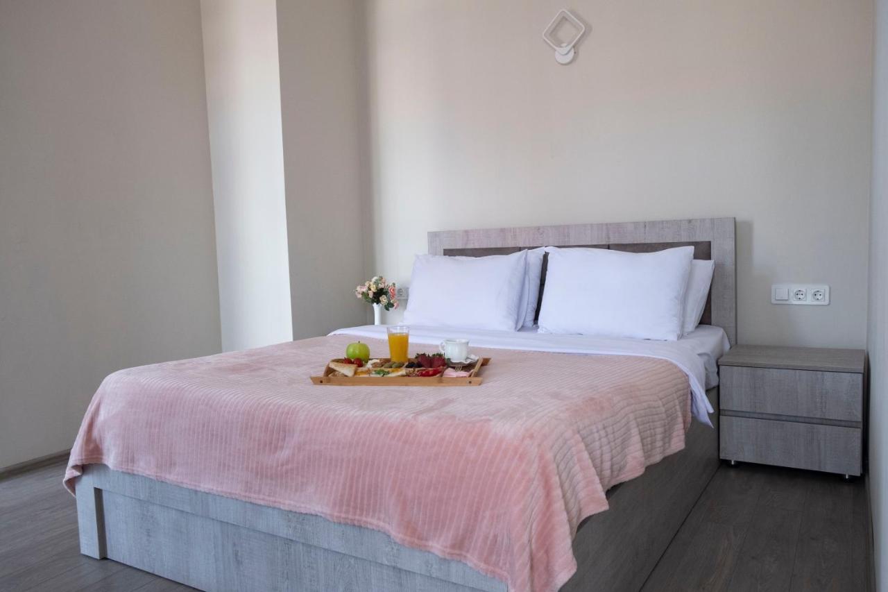 Art Hotel Batumi Exterior photo