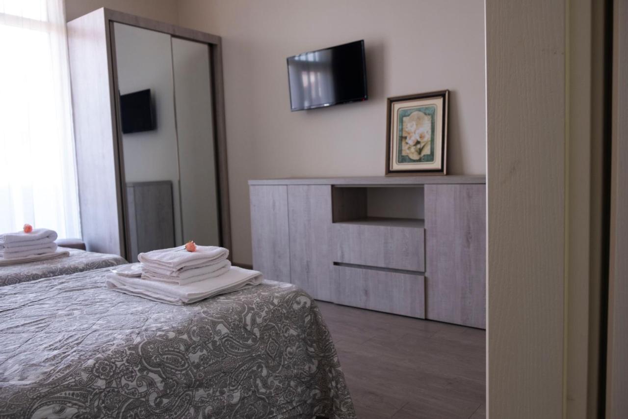 Art Hotel Batumi Exterior photo